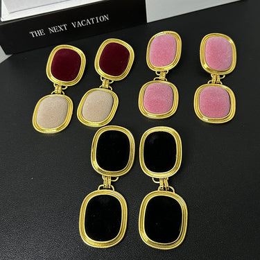 French retro exaggerated poplar forest suede metal double square earrings with ear clips, light luxury, fashionable and high-end earrings